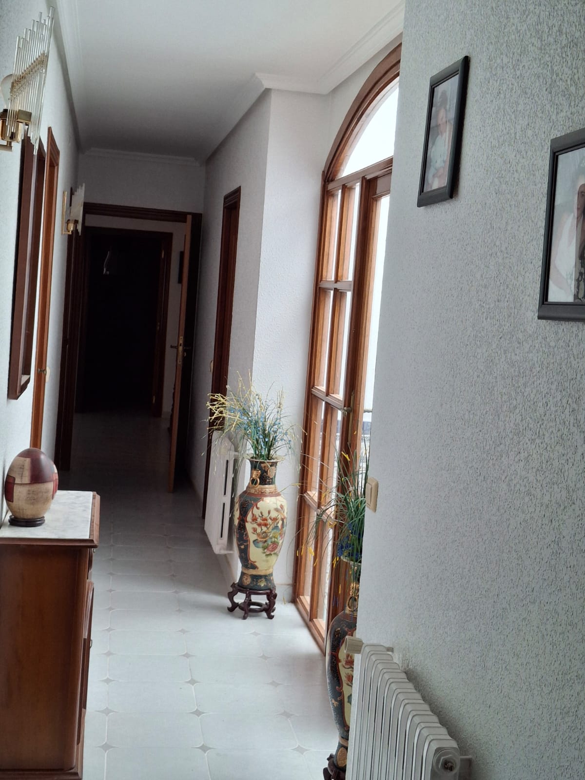 Se vende vivienda unifamiliar seminueva